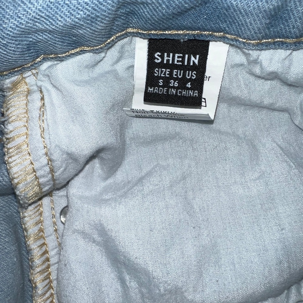SHEIN - Women's Light Blue Distressed Jean's - Picture 4 of 4